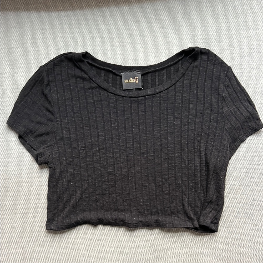 Audrey Black Ribbed Crop Top